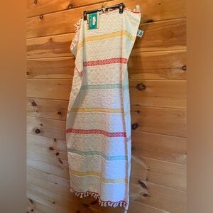 Pioneer Woman Sculpted Stripe Bath Towel 100% Cotton NEW 27WX52L